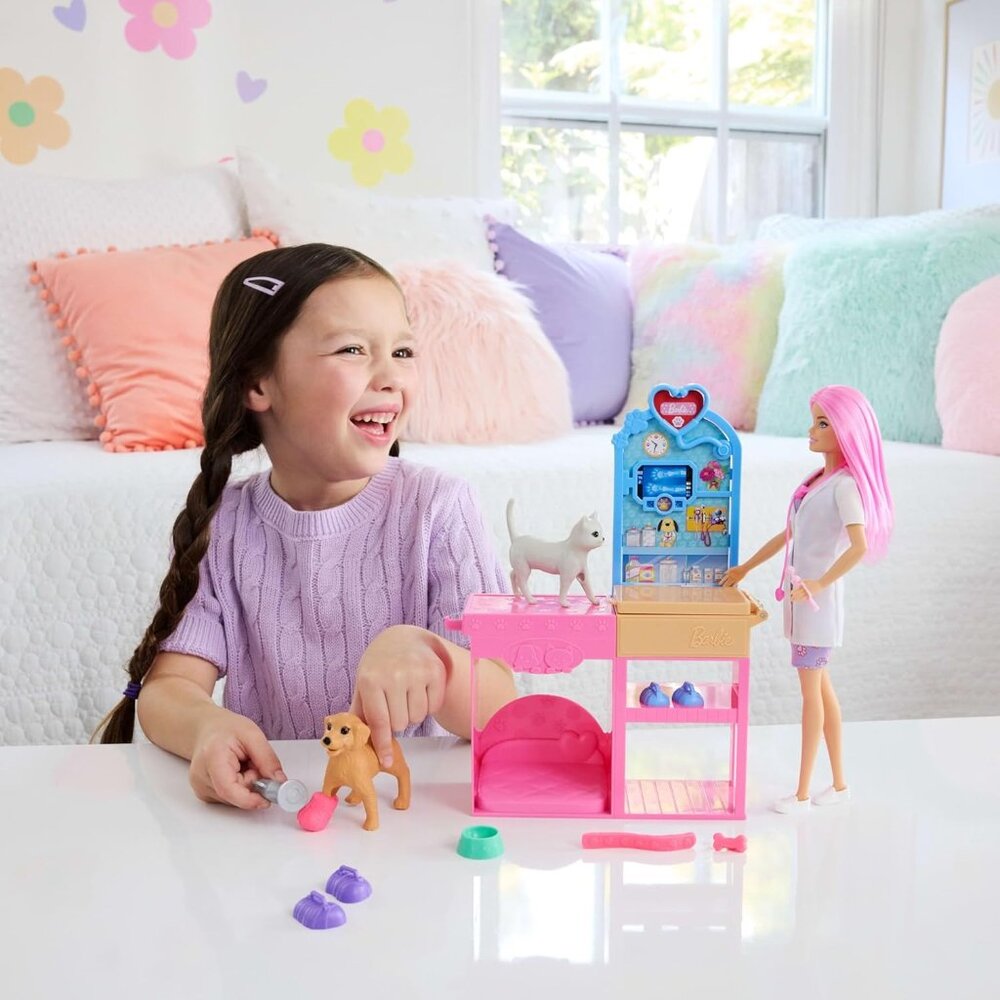 Barbie Fast Cast Animal Clinic Fashion Doll Playset w Pink Colored Hair, Clinic - Picture 2 of 6